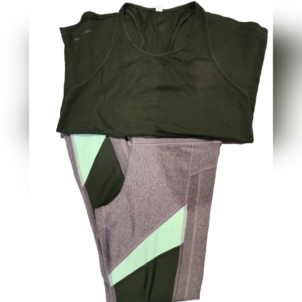 Women's Under Armour charged cotton tank